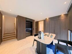 Shrewsbury Road (D11), Terrace #577110071